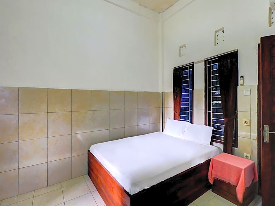 OYO Life 92841 Kos 88