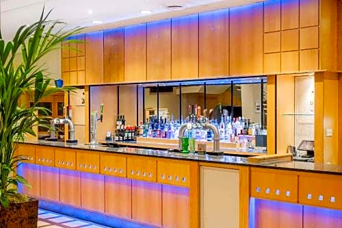 Clarion Cedar Court Wakefield Hotel