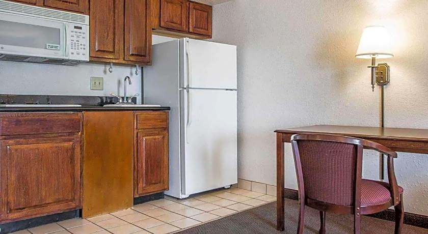 Quality Inn & Suites Franklin