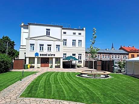 Hotel DOBRÉ MÍSTO
