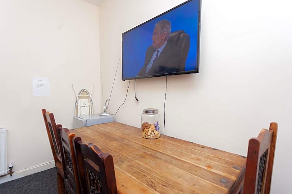 Budget Hostel