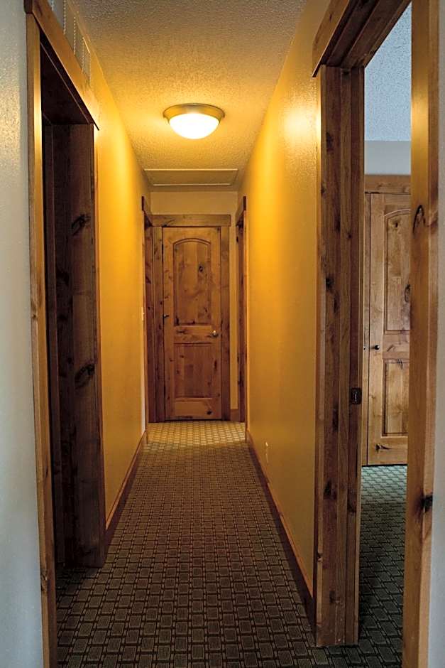 Silver Moon Inn