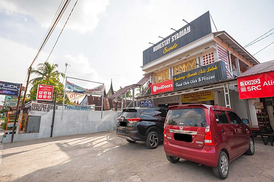 RedDoorz Syariah near RS Tentara Solok