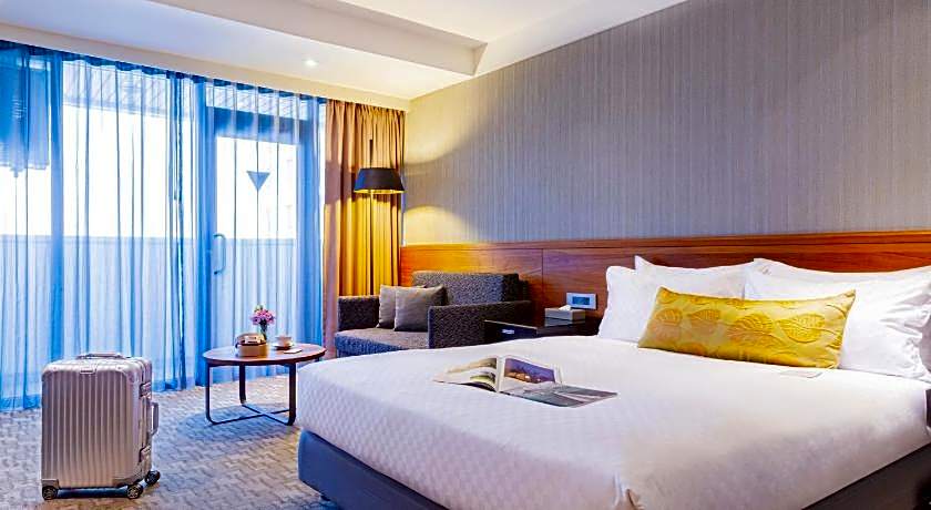 Pacific Business Hotel