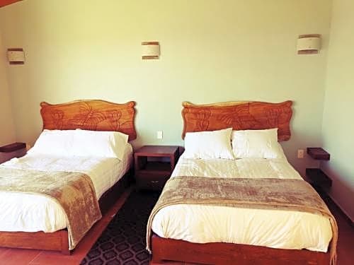 Hotel 7 Cabañas