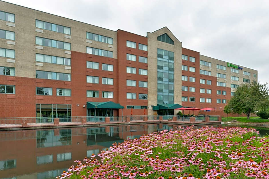 Elimwood Hotel, A Ramada by Wyndham