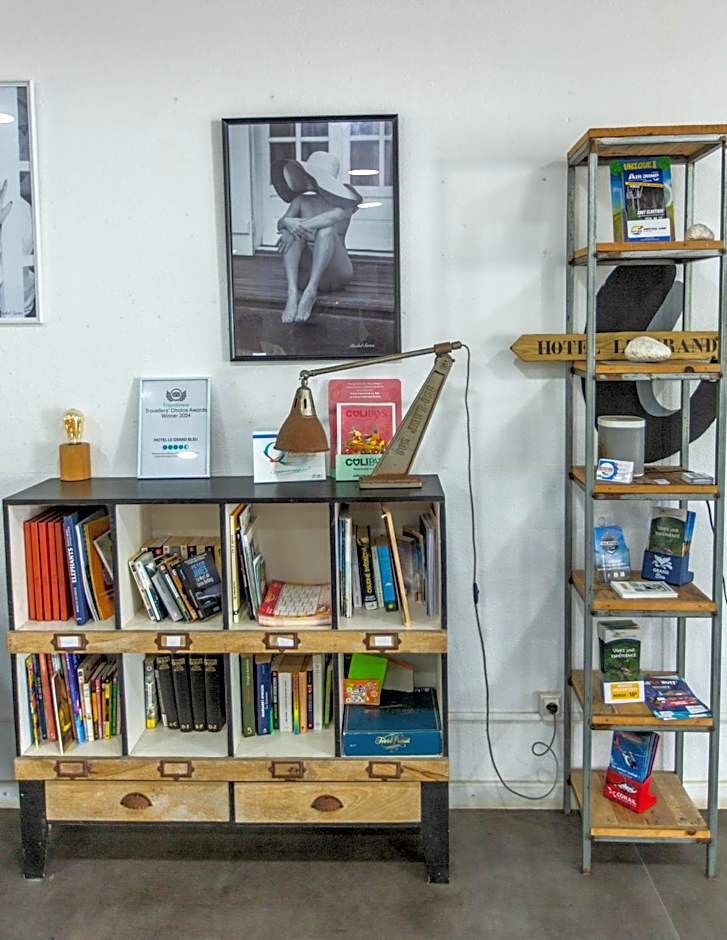 Hôtel Le Grand Bleu