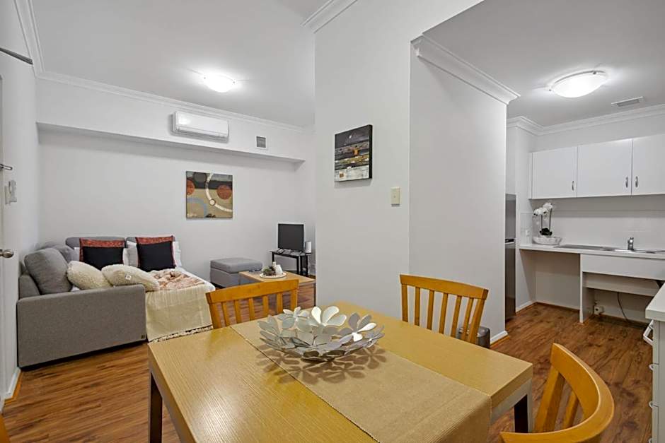 1BDR 1BTH 1PRK - James Street Joy