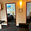 Charlies Motor Lodge
