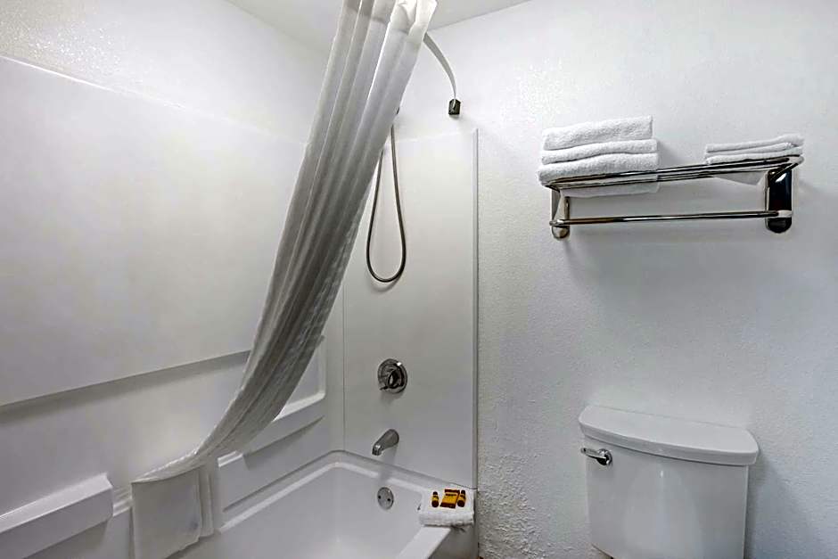 Best Western Plus Reading Inn & Suites