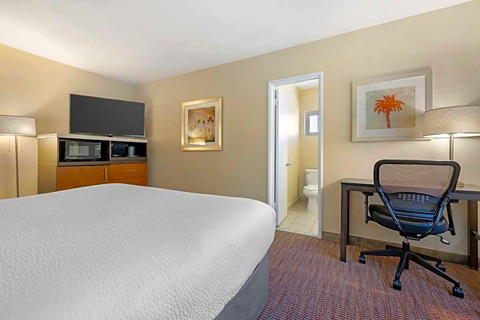 Best Western Royal Palace Inn & Suites