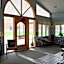 Fleetwood Inn Suites