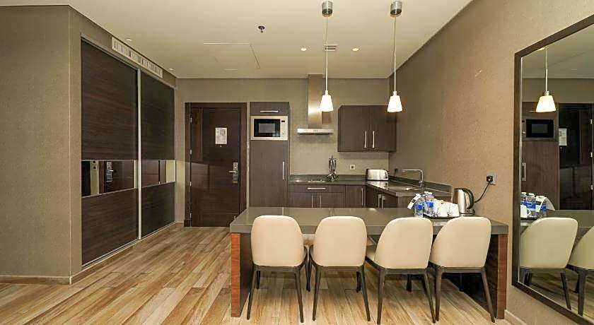 The House Boutique Suites