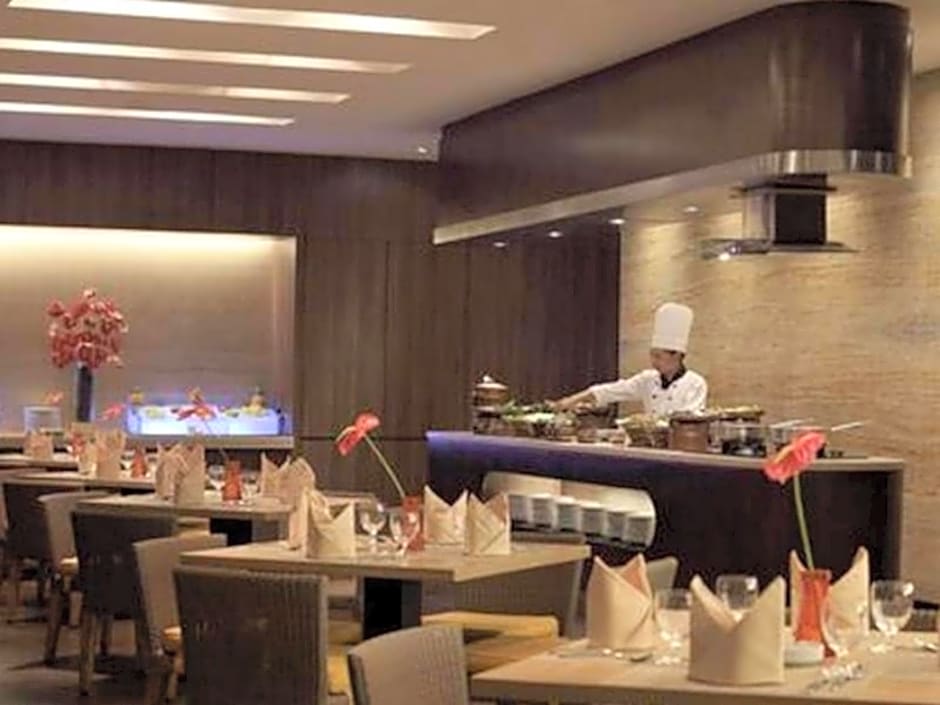 Hotel Santika Pandegiling Surabaya