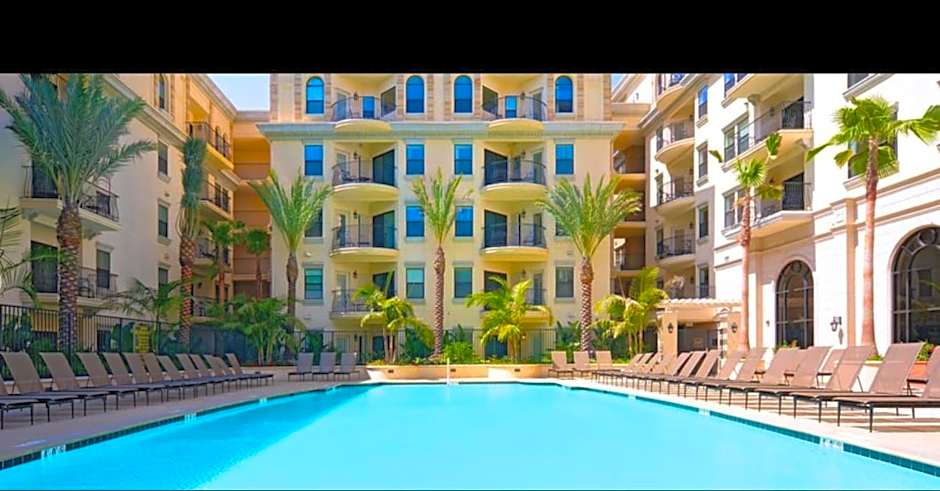 SoCal Lux on Miramar