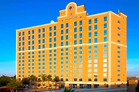 DoubleTree by Hilton Modesto