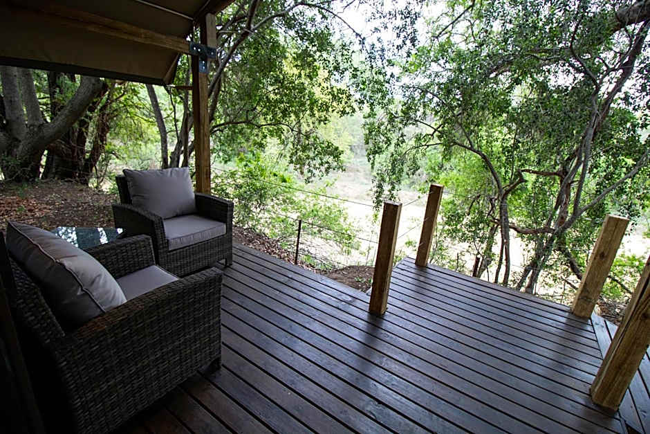 Little Africa Safari Lodge