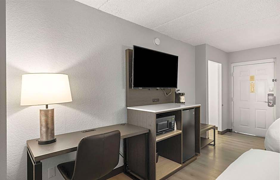 La Quinta Inn & Suites by Wyndham Stockton