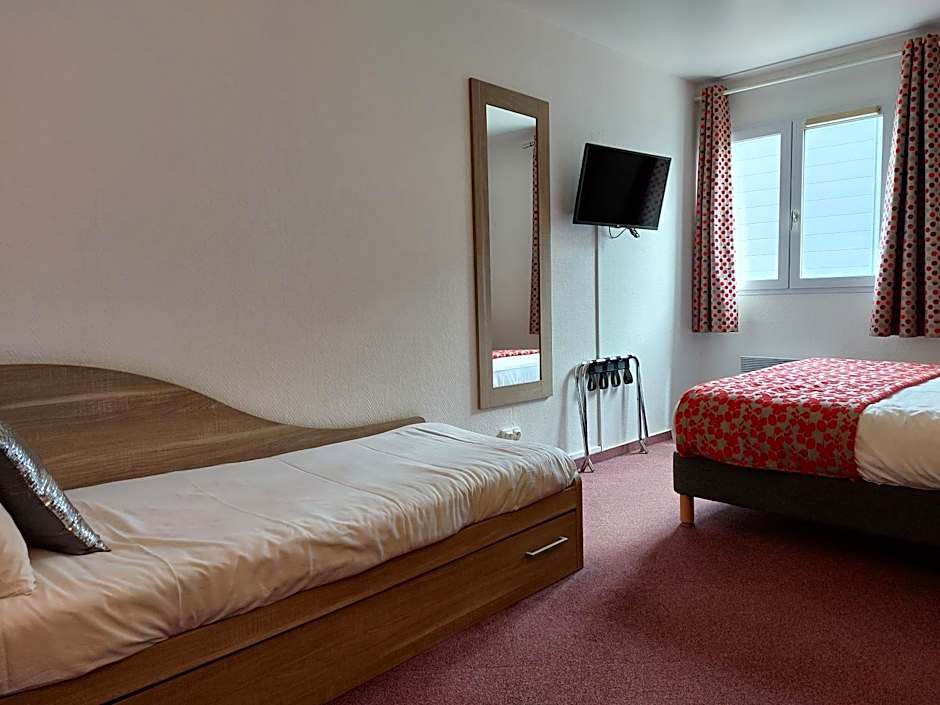 Kyriad Hotel - Restaurant Carentan