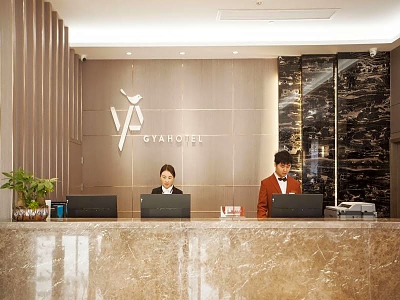 GYA Jiaxing Tongxiang City Century Avenue Hotel