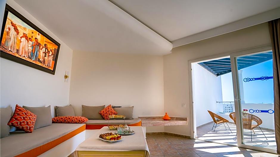 Intouriste Hôtel & Suites