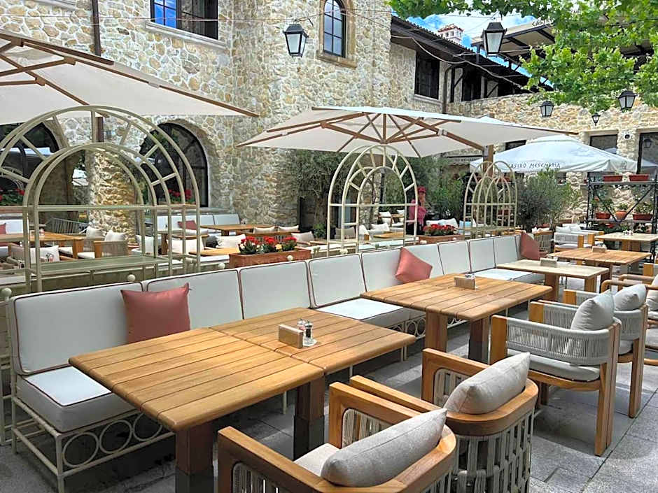 Castro Mesembria Boutique Hotel