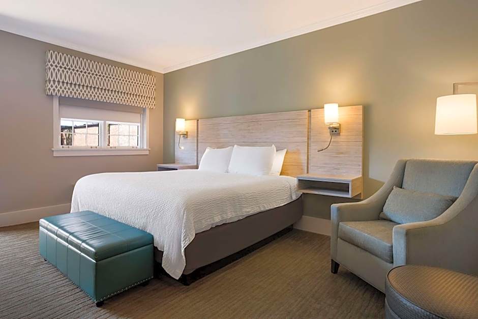 Best Western Sea Island Inn