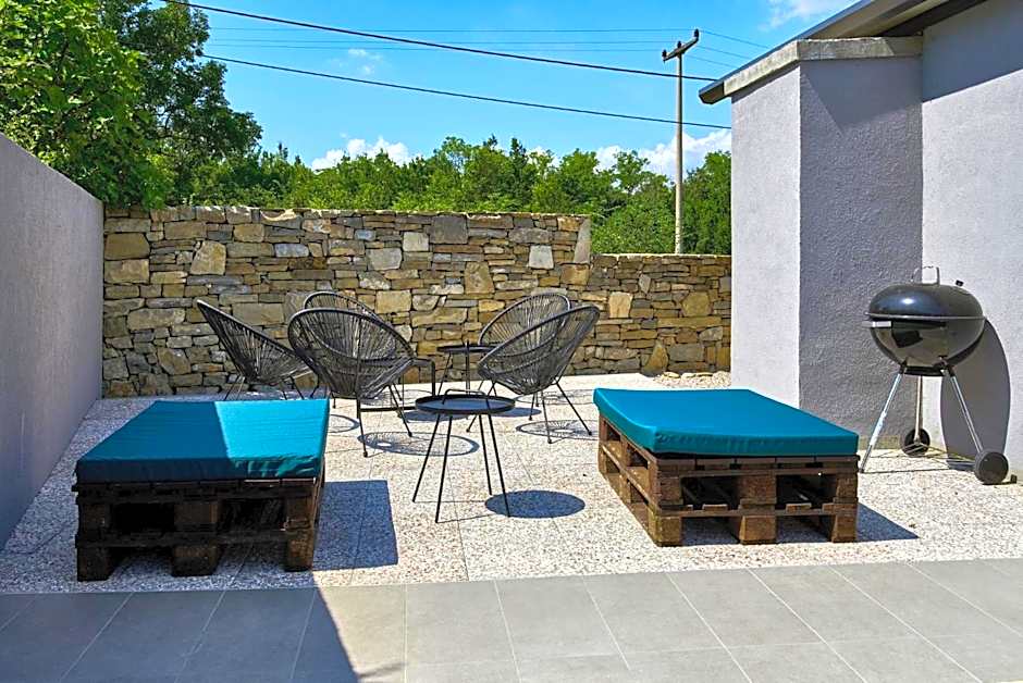 Villa Telma in Kostrčani - Haus für 8-10 Personen