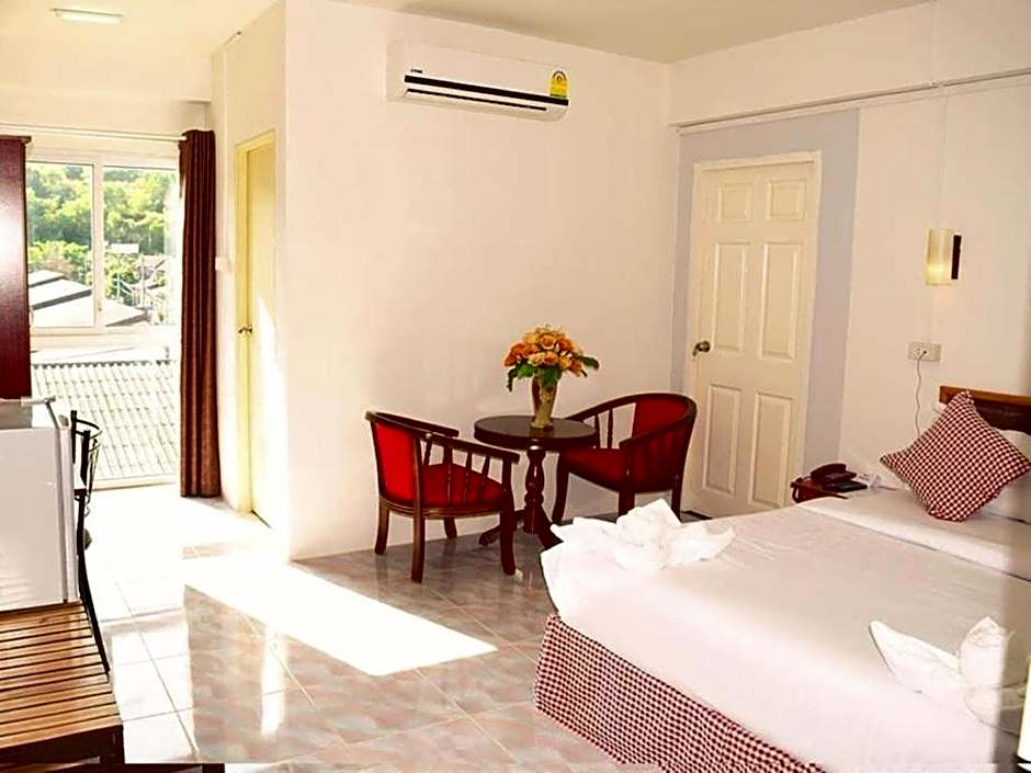 Hotel De Ratt Phuket