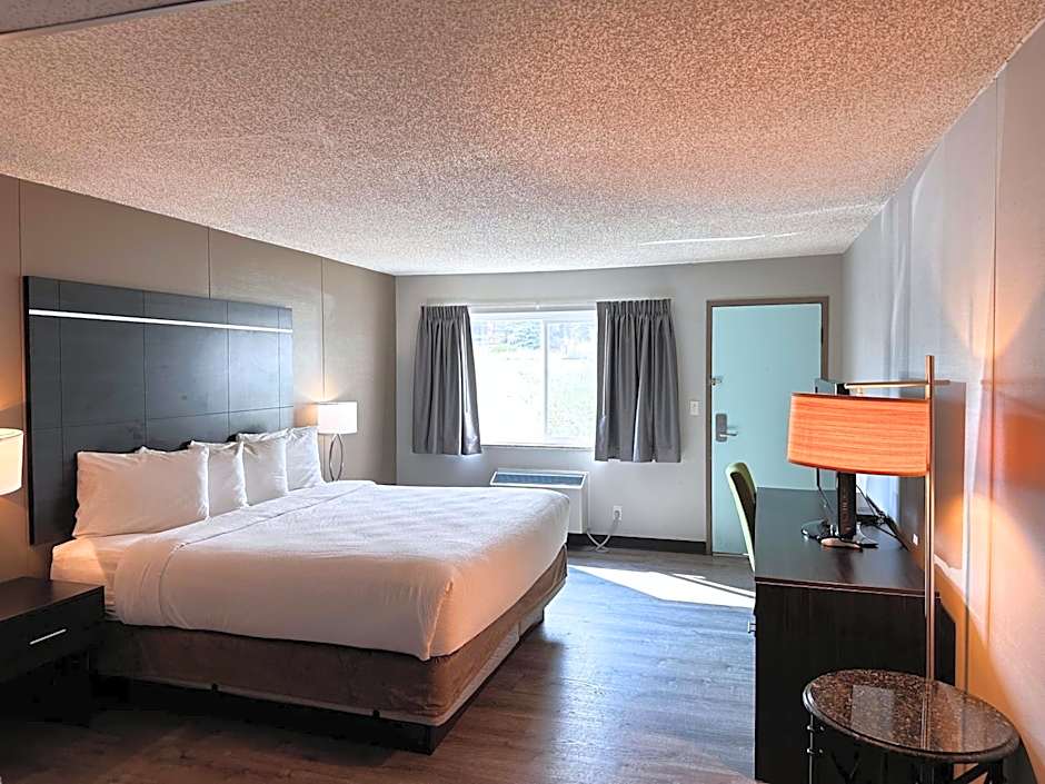 Expedition Lodge Estes Park at Rocky Mtn National Park