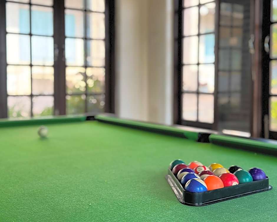 Hotel Sadhana Executive- Dapoli