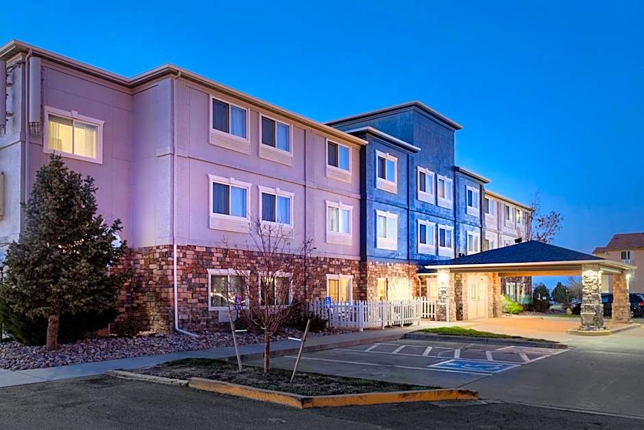 Baymont by Wyndham Henderson-Northeast Denver