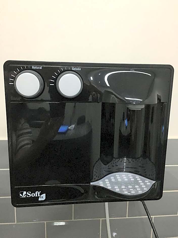 Flat -Hidromassagem privativa e Piscina a 500 mts da praia