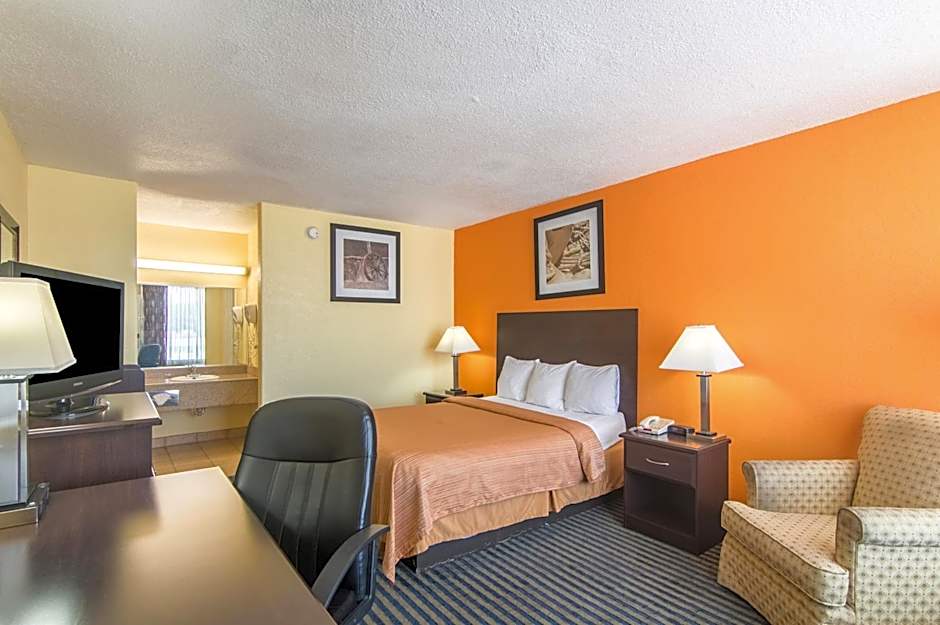 Motel 6-Liberal, KS