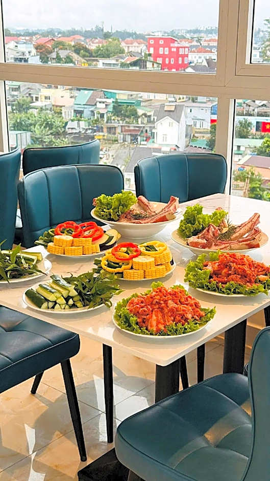 Nature Hotel - Pham Hong Thai