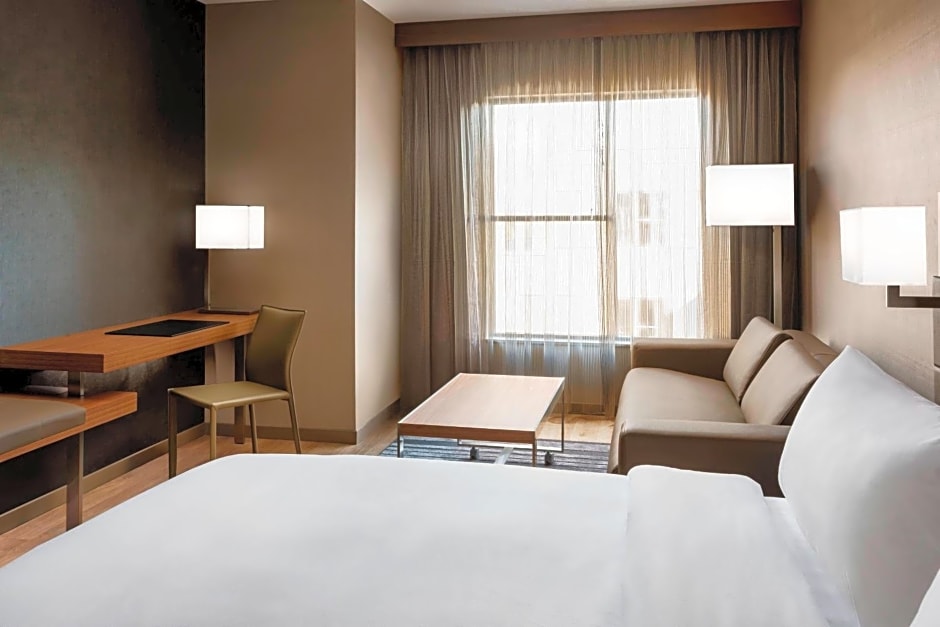 AC Hotel by Marriott Chapel Hill Downtown