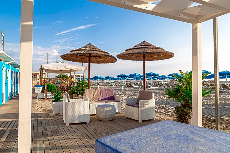 Hotel Cola Frontemare
