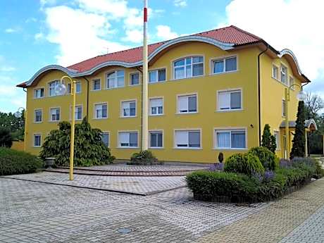 Leier Business Hotel