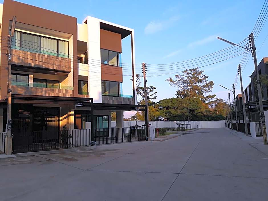 New Loft Modern Home