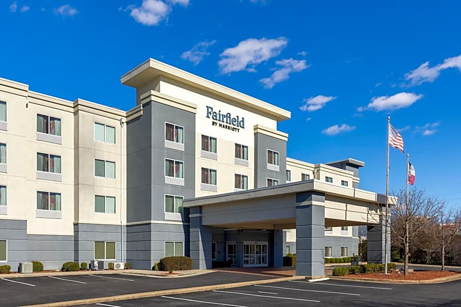 Photo 1 of 38 of Fairfield Inn & Suites by Marriott Smithfield Selma/I-95