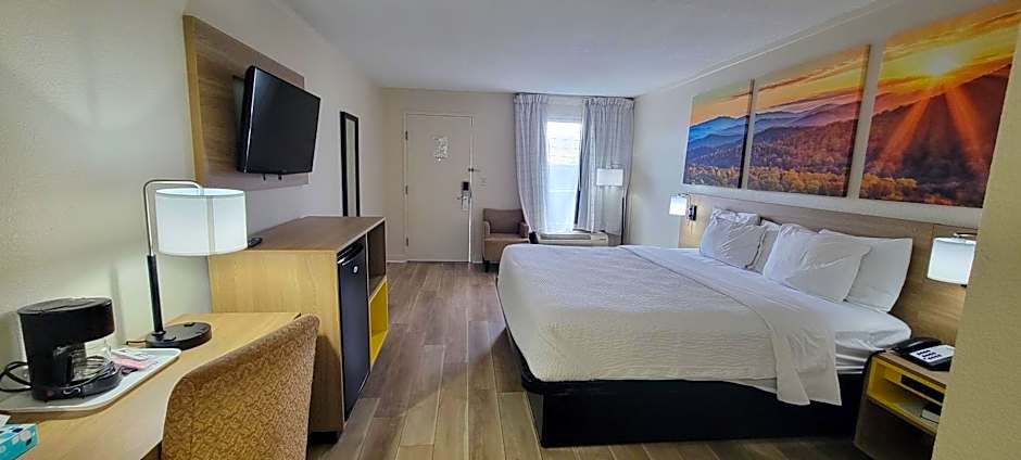 Days Inn by Wyndham Salem
