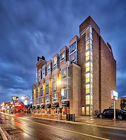 The Falls Hotel & Inn