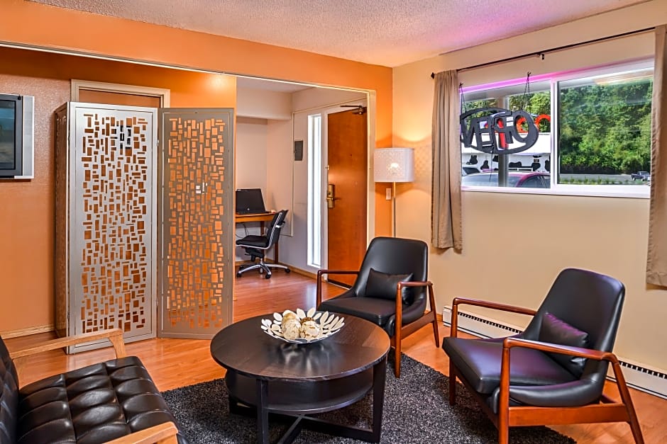 Sunrise Garden Suites
