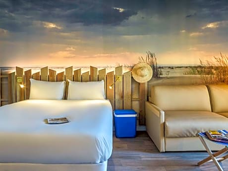 Family Room With 1 Double Bed And 1 Sofa Bed For 1 Person