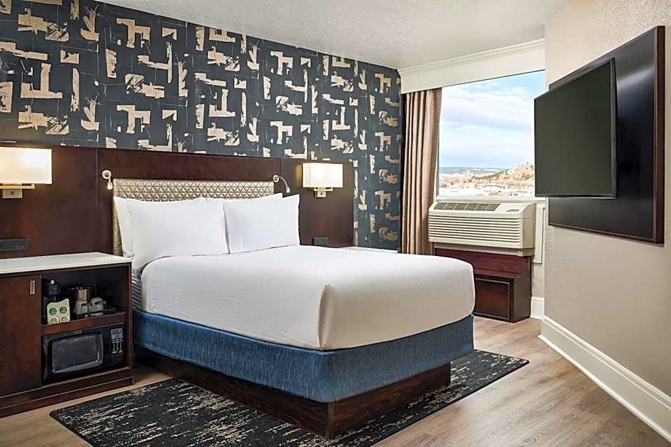 Hotel Alex Johnson Rapid City, Curio Collection by Hilton