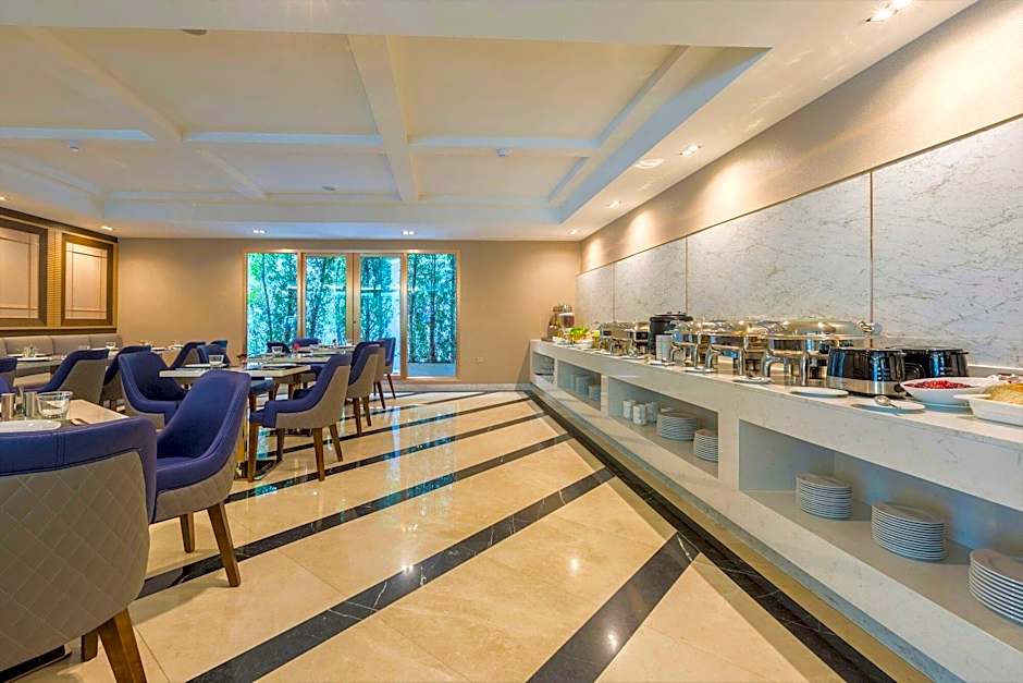 GLOW Sukhumvit 5 by Centropolis  (SHA Extra Plus)