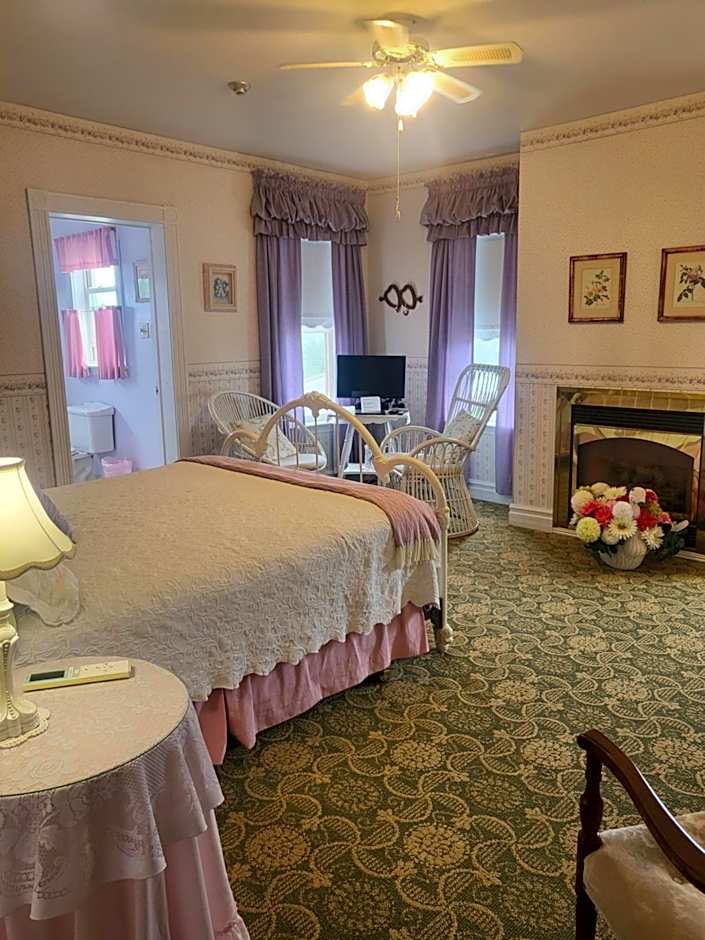 Cranberry Cove Inn