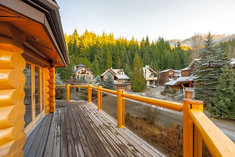 Snowridge Chalet by Outpost Whistler