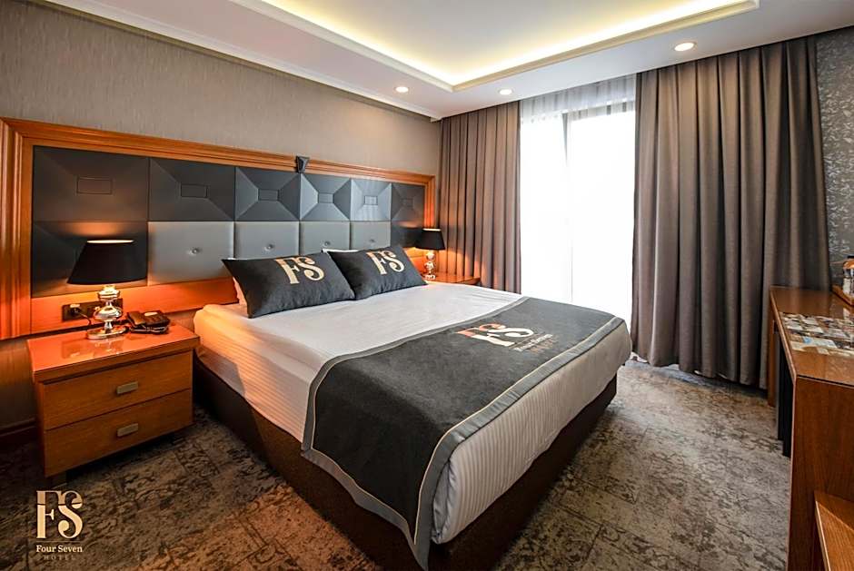 FOUR SEVEN HOTEL