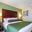 Cobblestone Hotel & Suites - Torrington